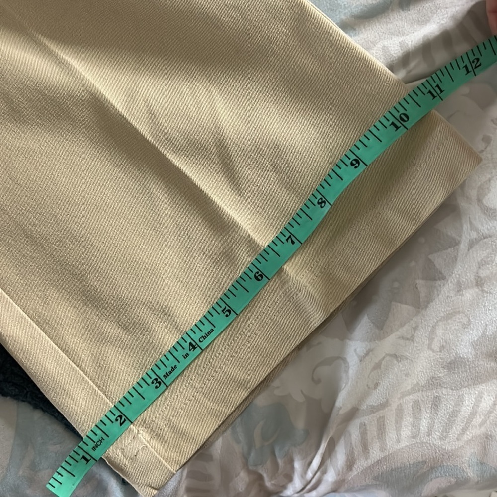 ST John Yellow Tag Cropped Tan Bootcut. Size 12 - Picture 8 of 11